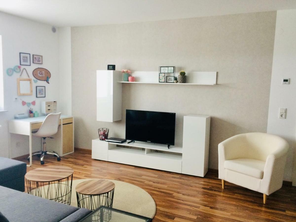 Neu! Top Apartment! 7Km Saarbruecken! Terrasse, Garten! Sulzbach  外观 照片